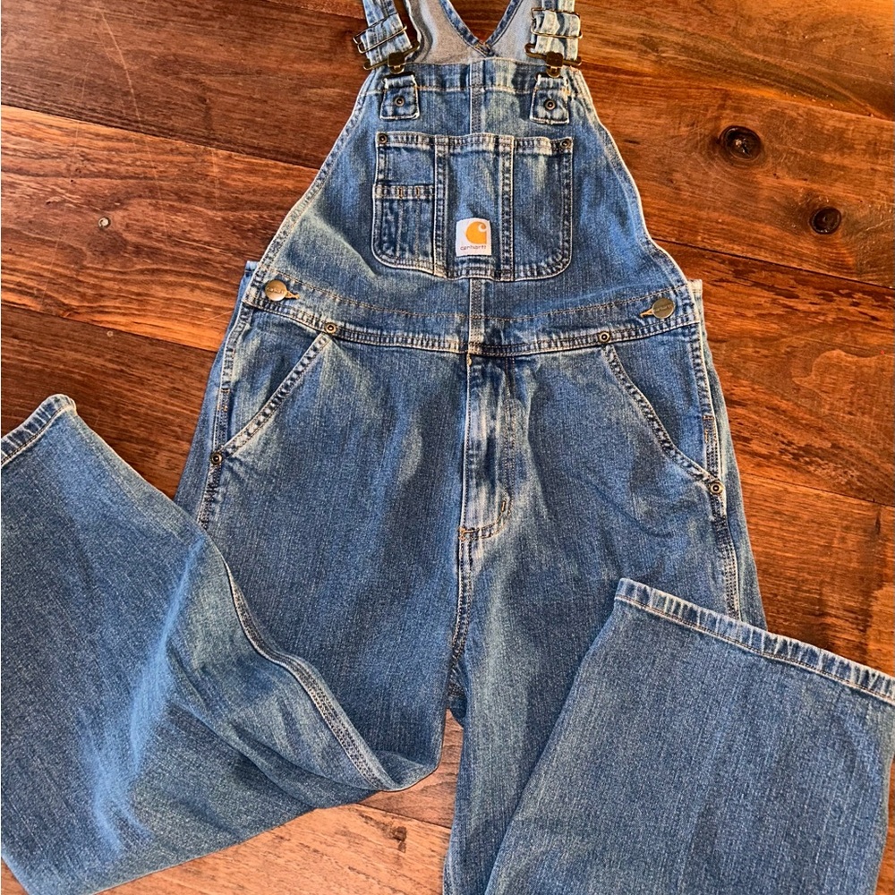 Carhartt bib overalls size 8